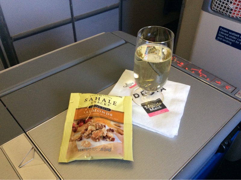 Champagneandbagofnuts