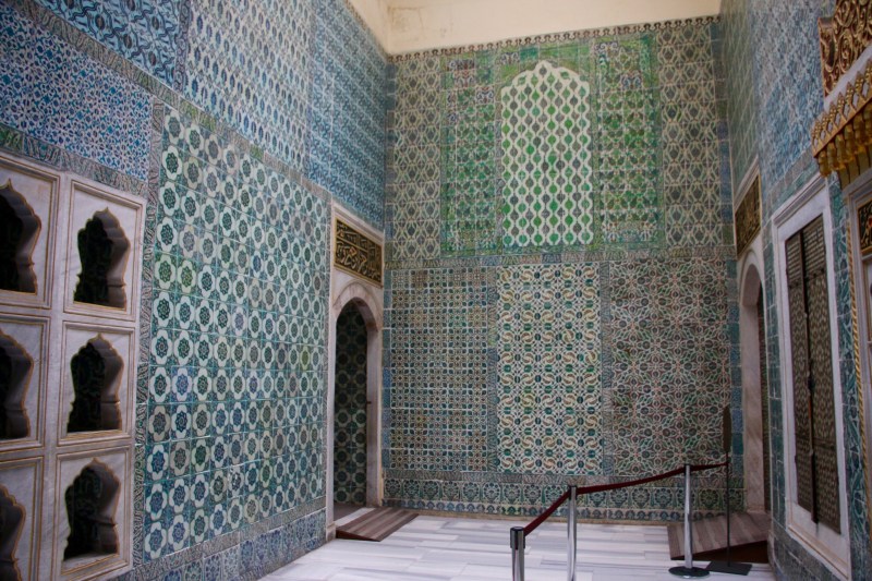 Tile walls