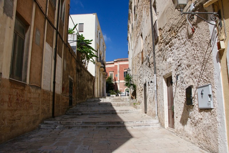 Random brindisi street