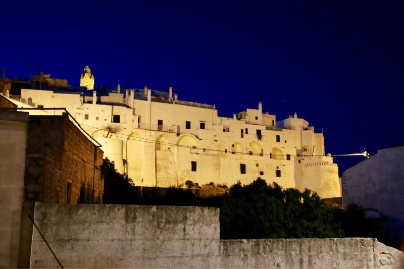 Back to car in ostuni