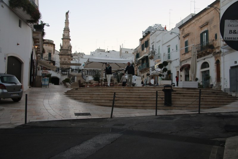 Climbing into ostuni