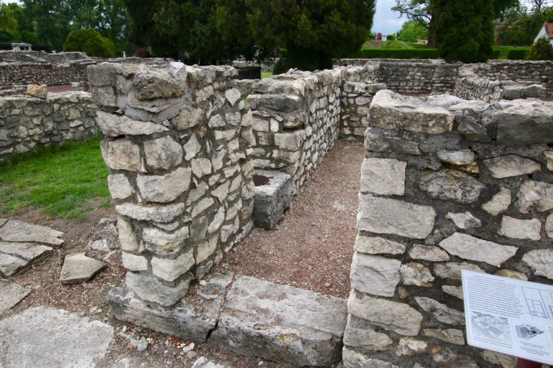 Who would put a toilet there